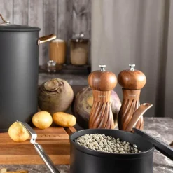 Saltkvern 21,5 cm m/spiral brun