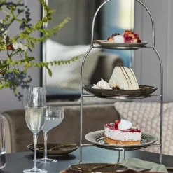 Sana tallerkenstativ silver finish