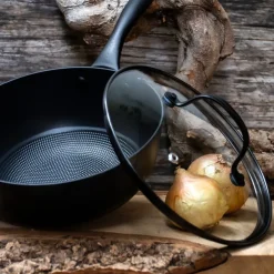 Sautépanne i støpejern med Honeycomb keramisk belegg 20 cm