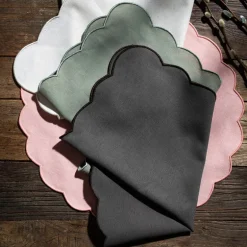 Scallopped tekstilserviett 2 stk 40x40 cm natur