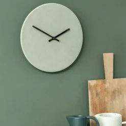 Shape caqui veggklokke 28 cm kaki m/svart viser