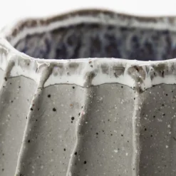 Shell potte 14 cm beige/grå