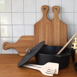 Signerat skjærebrett 40x17 cm eik