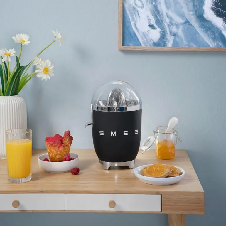 Sitruspresse matt svart