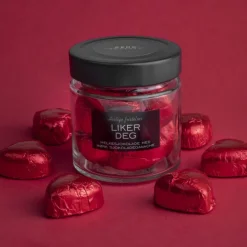 Sjokoladehjerter liker deg rød