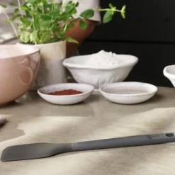 Slikkepott medium 28 cm grå