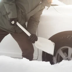 SnowXpert™ snøspade 63 cm hvit