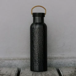 Snörök termoflaske 0,75L svart/messing