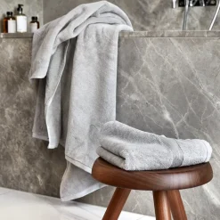 Spa håndkle 100x150 cm lys grå