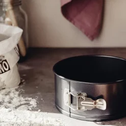 Springform 18 cm høy kant