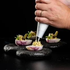 Sprøytepose med tyller i stativ 11 stk stål/hvit