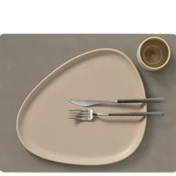 Square Nupo spisebrikke L 35x45 cm flint grey