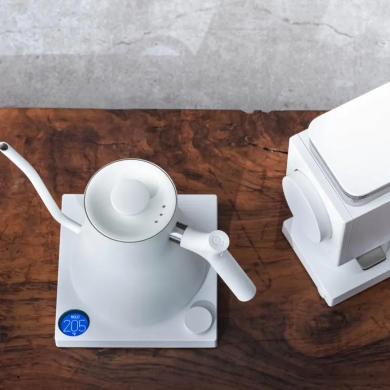 Stagg EKG elektrisk vannkoker 0,9 L hvit