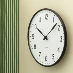 Station veggur 21 cm hvit/svart