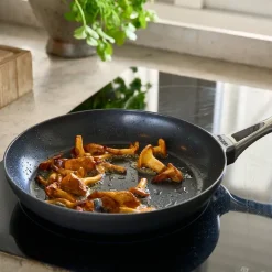 Stekepanne 24 cm mørk grå