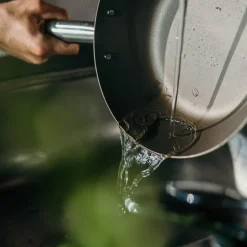 Stekepanne i kullstål 24 cm