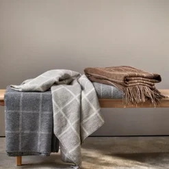 Storebjørn ullpledd 130x200 cm brun