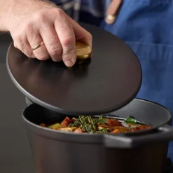 Støpejernsgryte 3,6L 22,5 cm svart