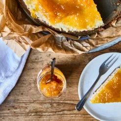 Syltetøy ananas & pasjonsfrukt 235 g