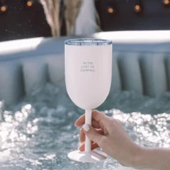 Termo vinglass nyter livet på camping 40 cl hvit