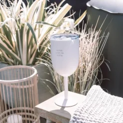 Termo vinglass nyter livet på hytta 40 cl hvit