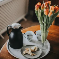 Tilly termokanne 1L svart