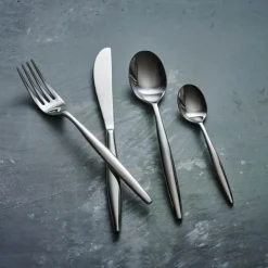 Tindre bestikksett 24 deler stål