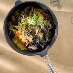 Traktørpanne 26 cm mørk grå