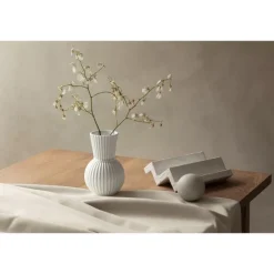 Tura vase 18 cm porselen hvit