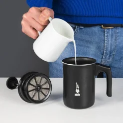 Tuttocrema melkeskummer 33 cl svart