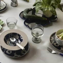 Unikko asjett 20 cm beige/mørk blå