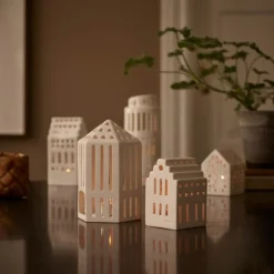 Urbania lyshus høy kirke