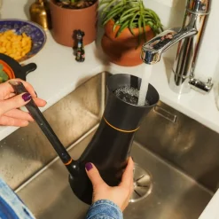 Vannkanne 1,2L svart