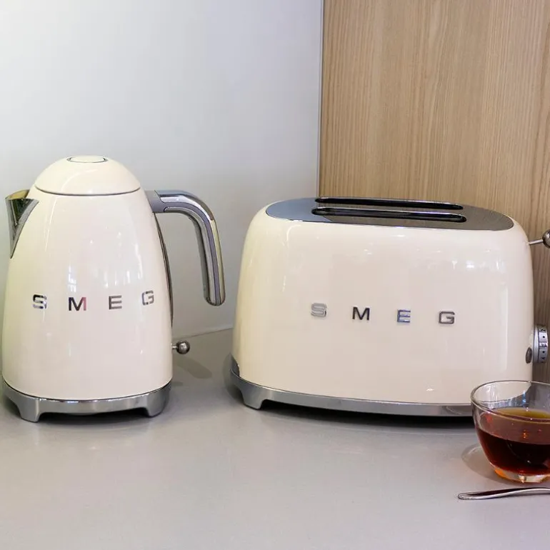 Vannkoker KLF03 1,7L krem