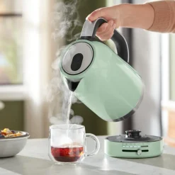 Vannkoker med termostat 5KEK1701EPT 1,7L pistasj