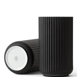Vase 31 svart
