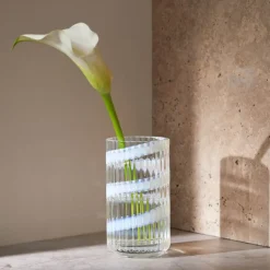 Vase munnblåst glass 15,5 cm swirl white