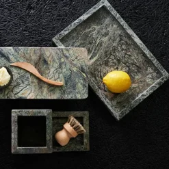 Vita brett 20x30 cm mørk grå