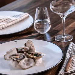 Voyage tallerken 31 cm hvit/svart